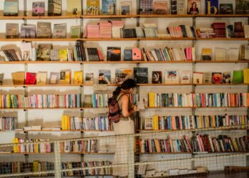 Se tenir droit dans un monde mouvant