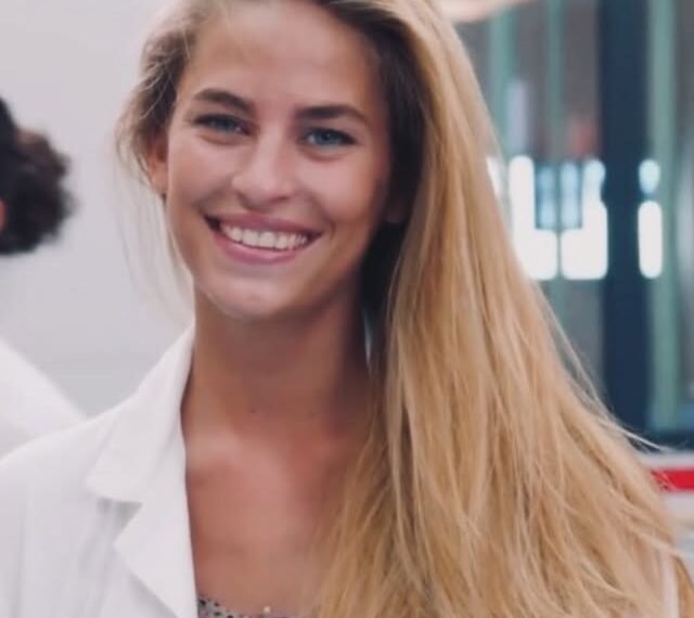 « C’est dur de te laisser partir » : Solène Hébert face à l’absence, un hommage pudique à Tinka