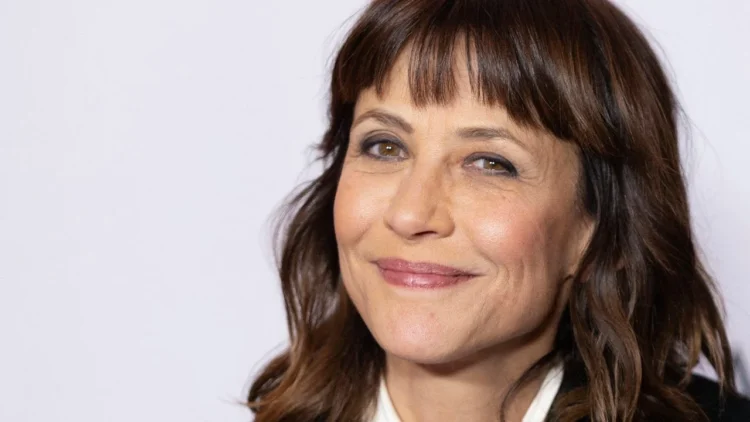 Sophie Marceau se souvient du tournage impressionnant du James Bond Le Monde ne suffit pas