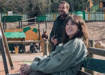 Avec Nous, les Leroy, un road trip drôle et bouleversant sur l’usure du couple