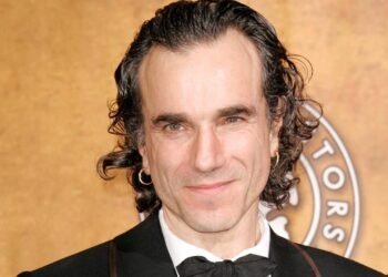 Noté 4,2 sur 5, Au nom du père reste l’un des films les plus marquants de la carrière de Daniel Day-Lewis