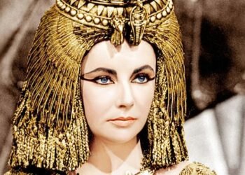 Elizabeth Taylor et Richard Burton : un amour légendaire bientôt au cœur d’une série ?