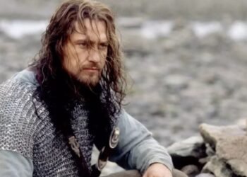 “Beowulf, la légende viking” : le film oublié de Gerard Butler qui voulait rivaliser avec Le Seigneur des anneaux