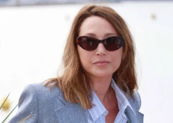 Une nouvelle star française rejoint la saison 4 de The White Lotus, tournée entre la Côte d’Azur et Paris